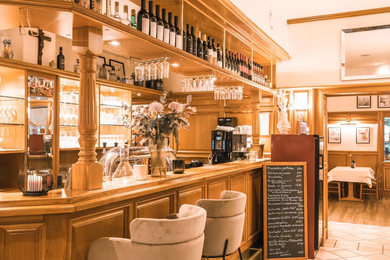 Hotel Restaurant Am Park ヴァルトロップ エクステリア 写真