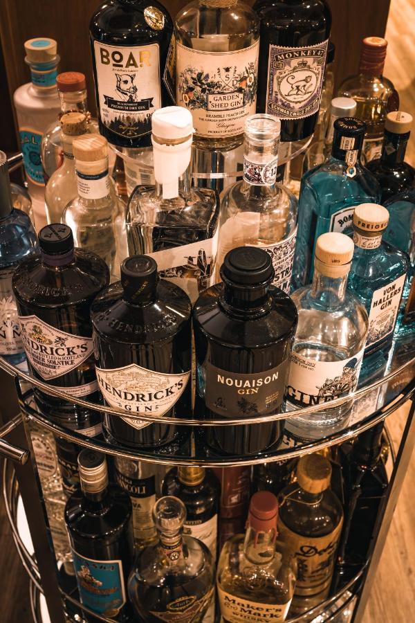 Hotel Restaurant Am Park ヴァルトロップ エクステリア 写真